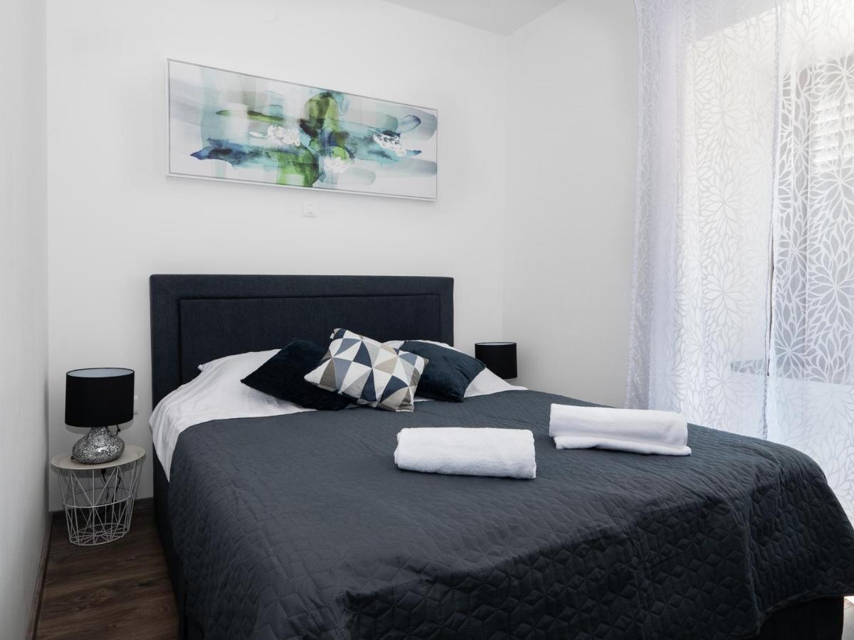 PUY Arena Delight Studio Apartments מראה חיצוני תמונה