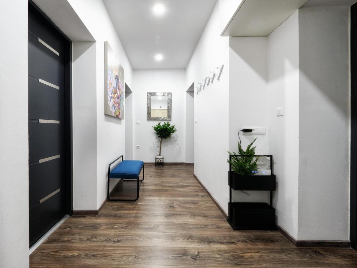 PUY Arena Delight Studio Apartments מראה חיצוני תמונה
