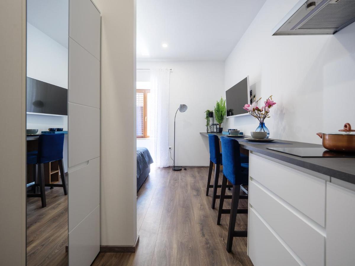 PUY Arena Delight Studio Apartments מראה חיצוני תמונה